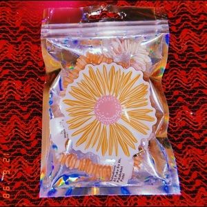 Two “shell beach ” Ankle bracelets. Summer in style!